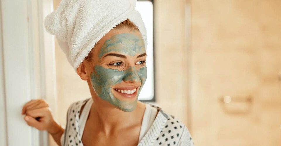 بهترین روش های پاکسازی پوست صورت در خانه