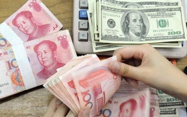 نشانه های دلار زدایی | یوان چین چهارمین ارز رایج در مبادلات جهانی شد