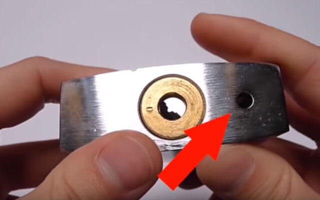 کاربرد سوراخ زیر قفل برای چیست؟