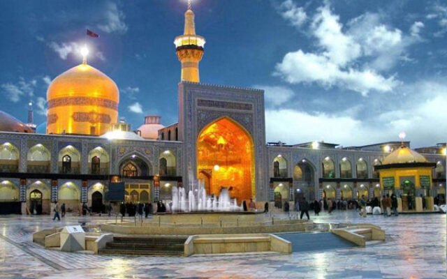 این ماه به کدام شهر سفر می‌کنید؛ شیراز یا مشهد؟