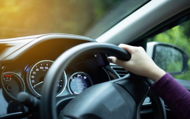 25 عادت اشتباه در رانندگی که باید از آن ها دوری کنید!