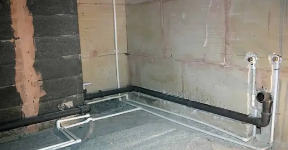 شیب بندی لوله های فاضلاب در ساختمان