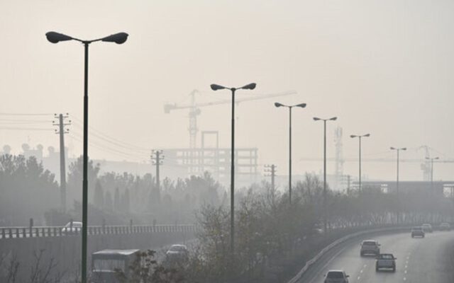 افزایش ۲۶ درصدی مرگ‌ بر اثر آلودگی هوا در سال گذشته | خسارت ۴۰۰ هزار میلیاردی آلودگی هوا به کشور | این شهر پاک‌ترین هوای ایران را دارد