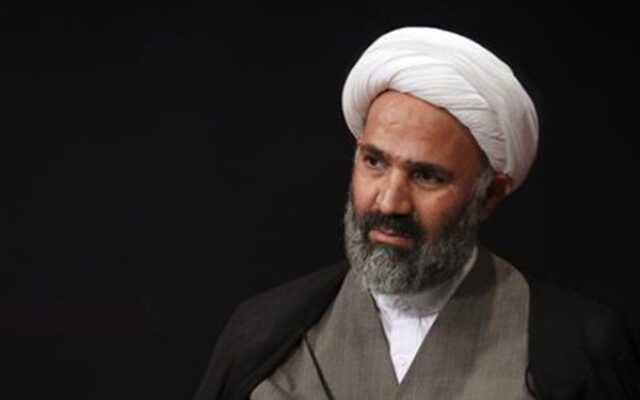 روحانی ادامه دهد، پرونده تخلفات دولت قبل را رسانه‌ای می‌کنیم | پرونده‌های زیادی را در اختیار داریم