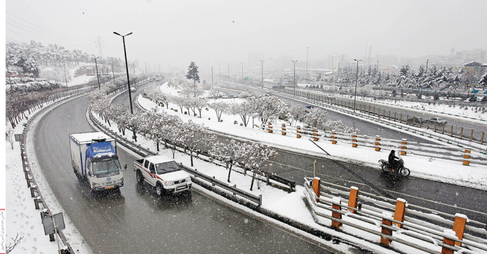 آخرین وضعیت راه‌های کشور ؛ برف و باران در در جاده‌های ۱۹ استان