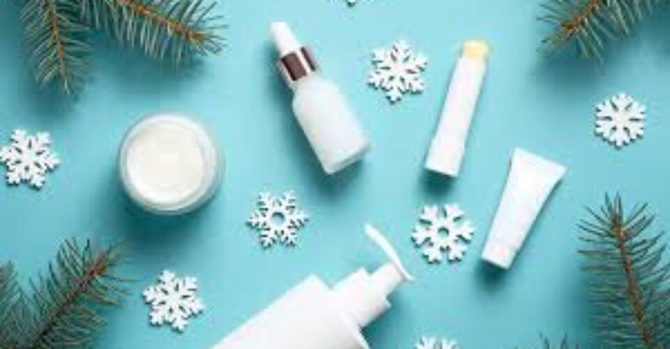 اهمیت استفاده از ضدآفتاب در زمستان | تمهیدات لازم برای مراقبت از پوست در زمستان