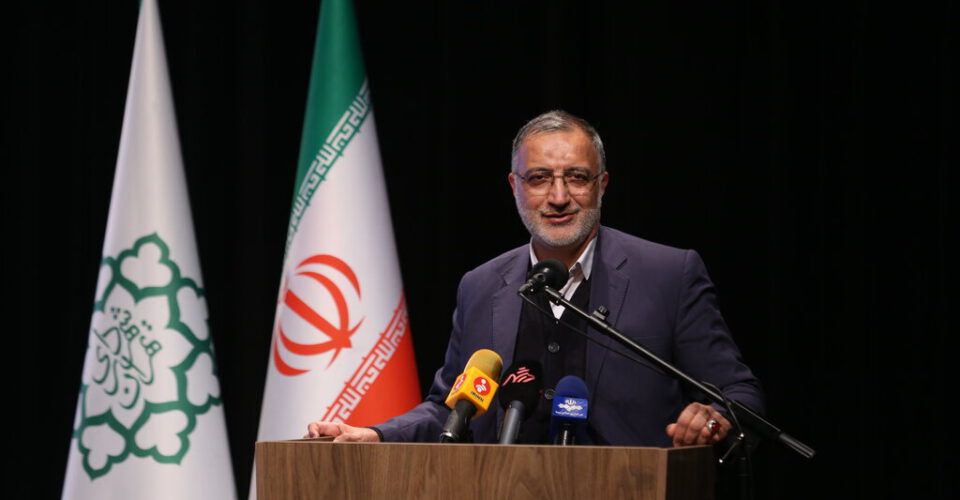 شهردار تهران پای درد و دل مردم «ری» نشست | زاکانی : انقلاب اسلامی به نهضت جهانی خواهد پیوست