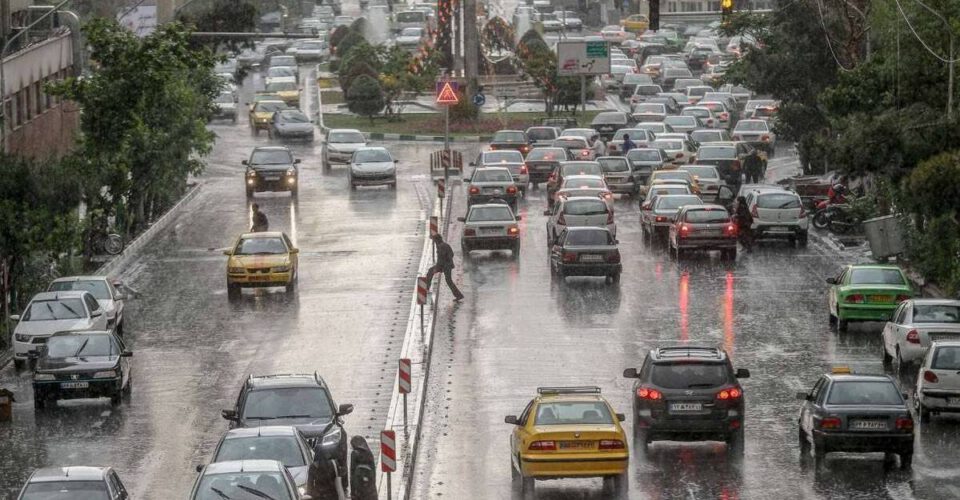 وضعیت آلودگی هوای تهران در روز سه شنبه سوم بهمن ۱۴۰۲