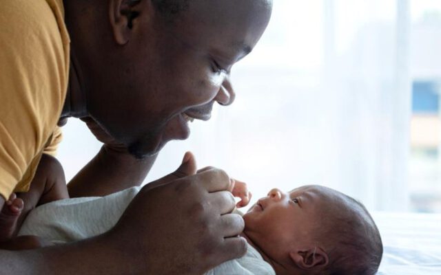 نکاتی که باید درباره‌ی نگهداری از نوزاد در ۳۰ روز اول بدانید