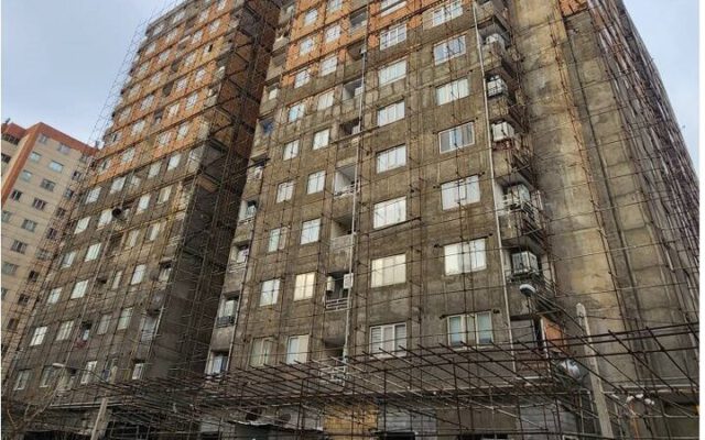احتمال ریزش ساختمان معروف تهران | شهروندان وارد این بنا نشوند
