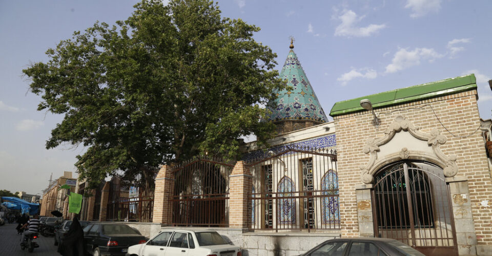 این محله قدیمی تهران را اتباع بیگانه تصاحب کرده اند | نیمی از دانش آموزان این مدرسه پسرانه ایرانی نیستند