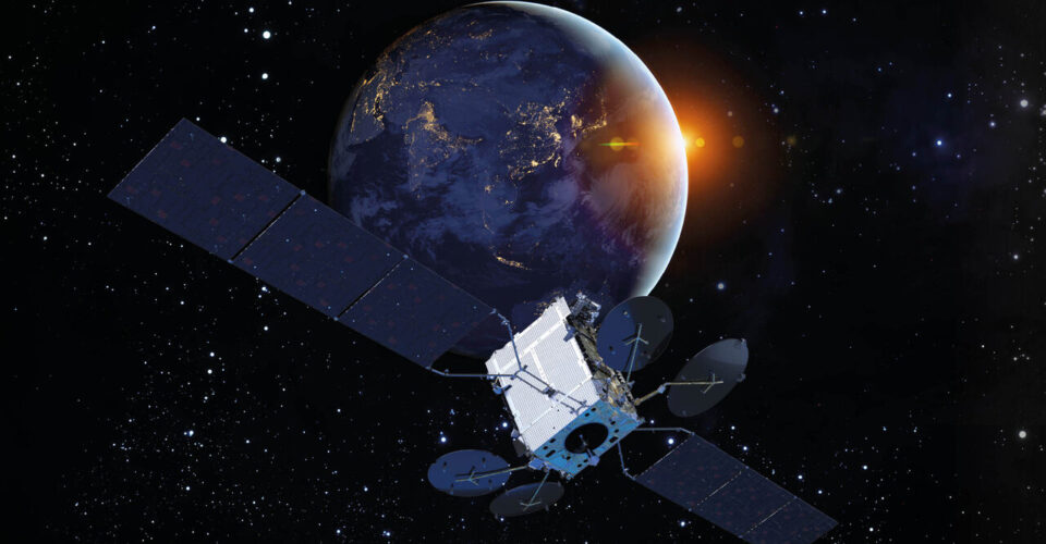 پرتاب ماهواره مخابراتی اندونزی با همکاری ایلان ماسک
