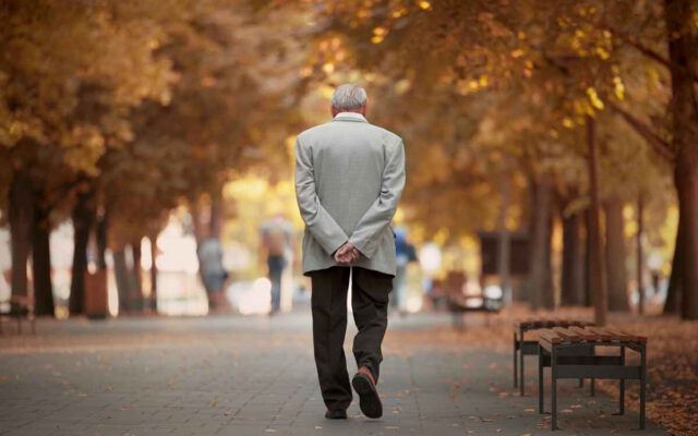 آیا سالمندان هم دچار افسردگی می‌شوند؟