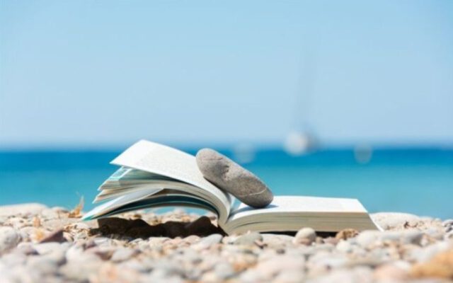 ۱۴ کتاب با حال و هوای تابستانی