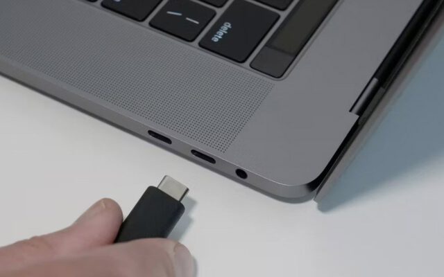تاندربولت ۴ در برابر USB4؛ بررسی تفاوت‌ها و تشابه‌ها