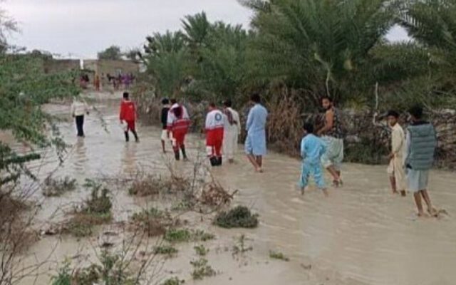 عضو شورای شهر خواستار شد: شهرداری تهران به سیل‌زدگان سیستان و بلوچستان کمک کنند