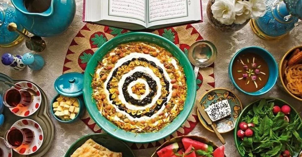 از غذاهای محلی ترکمن‌ها در ماه مبارک رمضان چه می‌داندی؟ | عطر بورک در سفره افطار