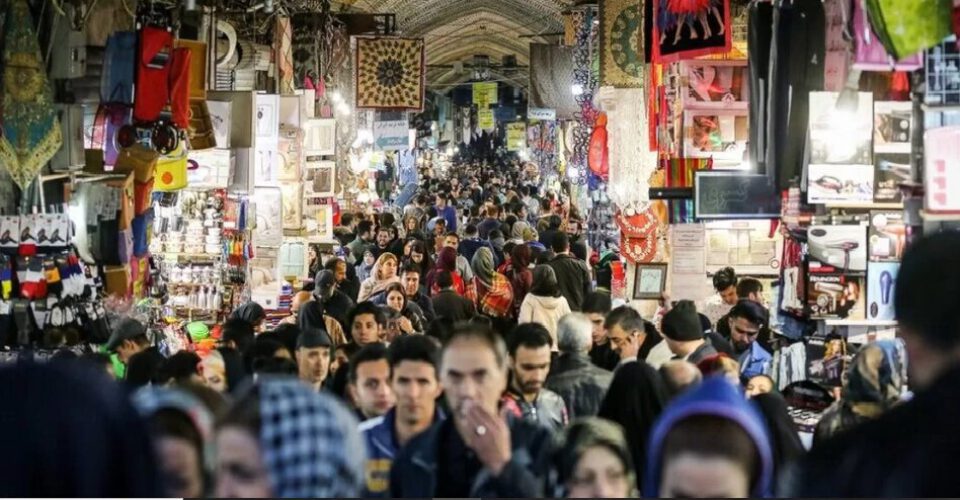 پیش بینی کارشناسان‌ از اقتصاد ایران در ۱۴۰۳ | تورم باید کاهشی شود