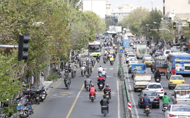 سونامی موتورسواری در تهران | از هر۳موتورسیکلت در کشور، یکی از آنها در تهران تردد می‌کند