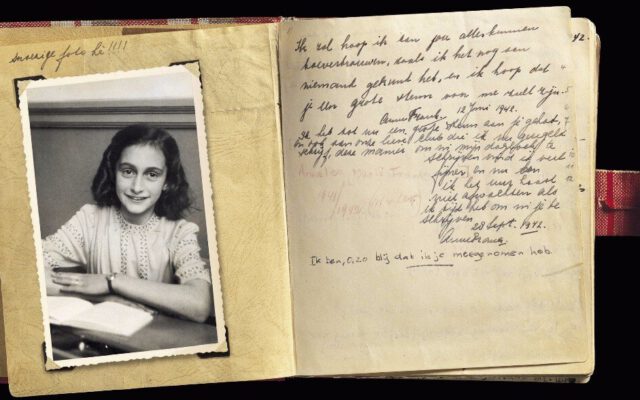 کتاب یک دختر بدون ملیت چگونه جهانی شد؟