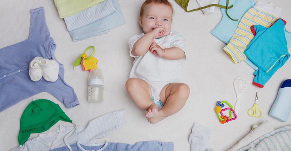 هنگام خرید لباس نوزاد باید به چه نکاتی توجه کنید؟