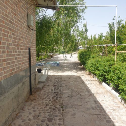 ویلا باغ در منطقه خوش آب و هوا روستای قلعه عسگر کرمان