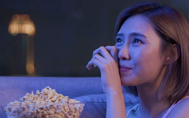 چرا گریه‌کردن هنگام تماشای فیلم نشانه مثبتی است؟