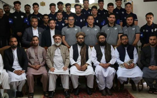 دیپلمات‌های طالبان در تهران میزبان تیم ملی فوتسال افغانستان | تصاویر