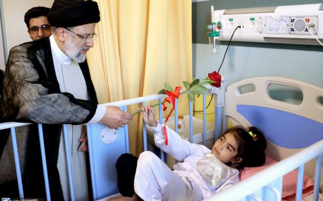 کارنامه موفق رئیس‌جمهور شهید در درمان کودکان و محرومان