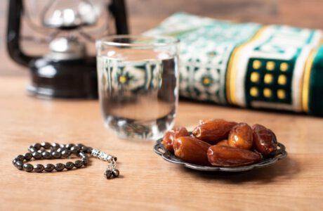 ۱۳ راهکار ساده برای حفظ سلامتی و تنظیم بدن در ماه رمضان