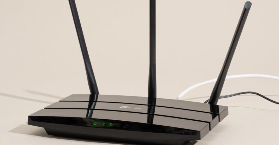 ۵ اشتباه که هنگام خرید مودم ADSL باید از آن‌ها دوری کنید