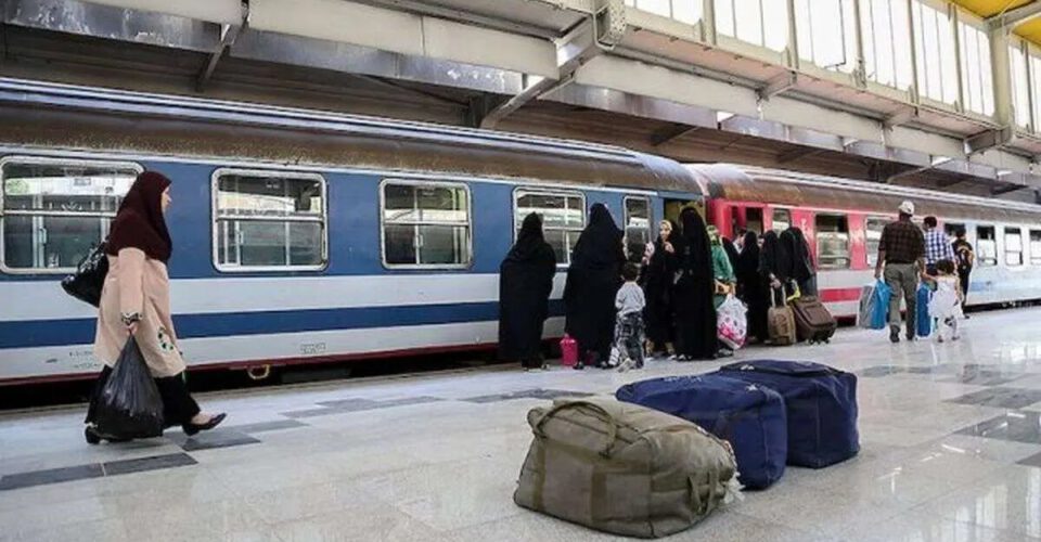 برقراری قطار فوق‌العاده تهران – مشهد برای مراسم تشییع رئیس‌جمهوری | فروش بلیت از این ساعت امشب