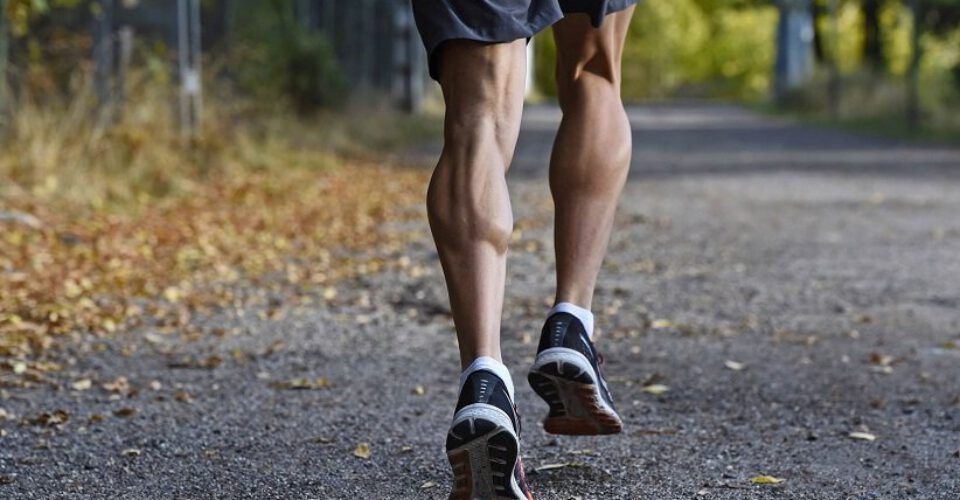 ۸ تمرین عالی برای تقویت عضله‌های ساق پا و نکاتی برای پیشگیری از آسیب‌دیدگی