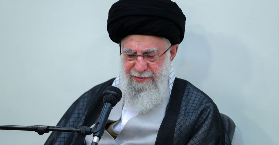 نظر شرعی حضرت آیت الله خامنه ای درباره رأی سفید