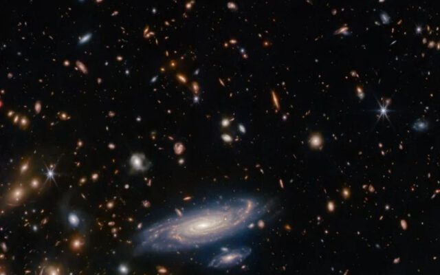 تلسکوپ جیمز وب تصویر یک کهکشان مشابه راه شیری را ثبت کرد
