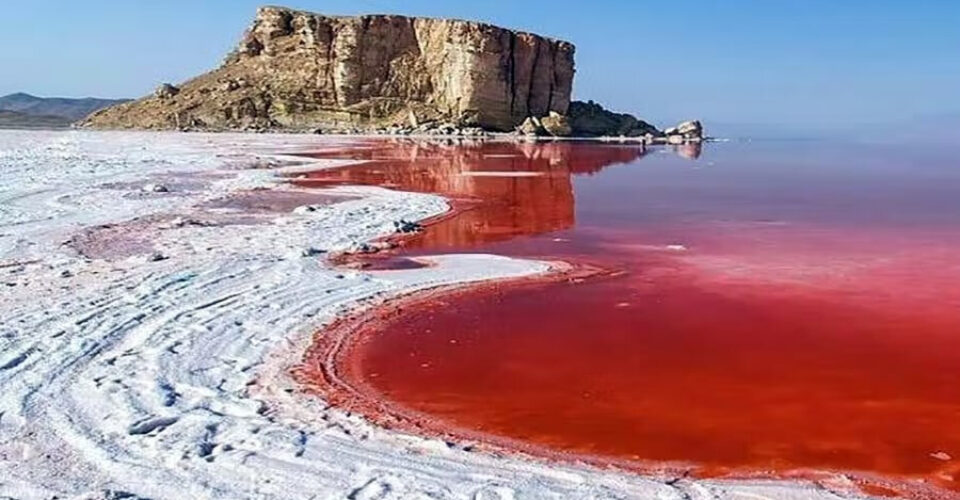 ۴۰ درصد دریاچه ارومیه آبگیری شد اما… | آب کنونی ۲۰ درصد شرایط اکولوژیک است | سال ۹۸ دریاچه شرایط نسبتا بهتری داشت
