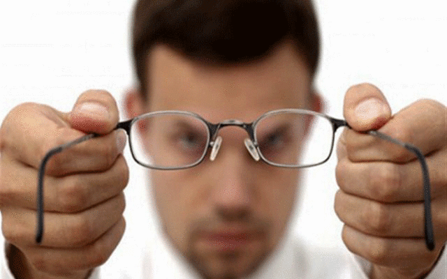رشد عجیب تقاضای عینک طبی بعد از کرونا! | عینک‌های بازار ساخت چه کشورهایی هستند؟
