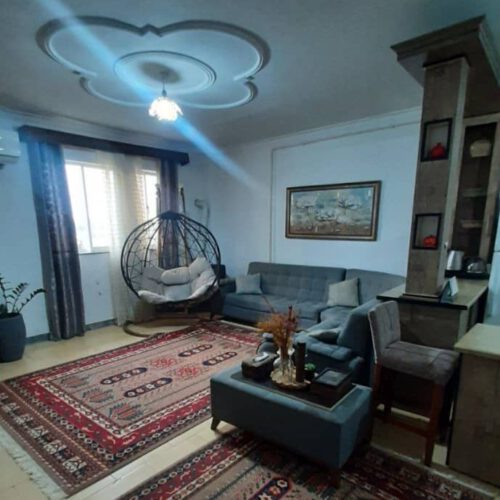 83 متر آپارتمان در خ شیرازی ماسال