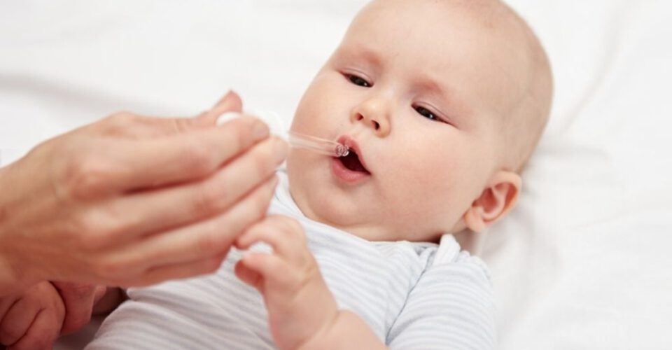 بهترین شربت و قطره برای درمان کولیک نوزاد