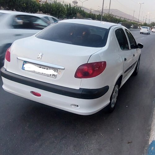 206 اس دی V8 مدل96 اتاق تعویض