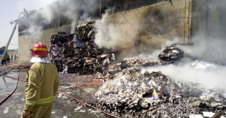 عکس | آتش‌سوزی گسترده در برج‌های دیپلمات کیش