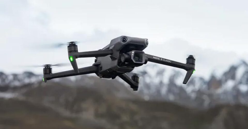 DJI از پهپاد مویک ۳ کلاسیک با قیمت ۱۴۷۰ دلار رونمایی کرد