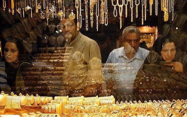 چرا در بازار نیمه تعطیل قیمت‌ها صعودی شد؟