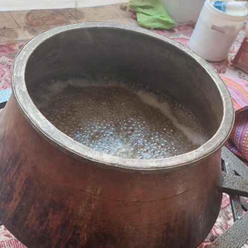 شیره فخری و کشمش