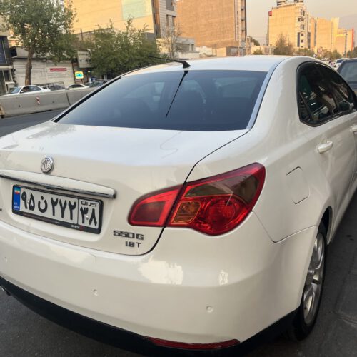 ام جی 550