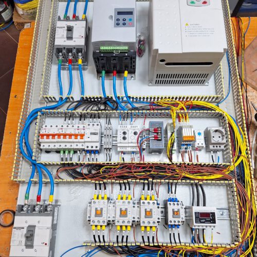 اتوماسیون صنعتی و برنامه نویسی PLC