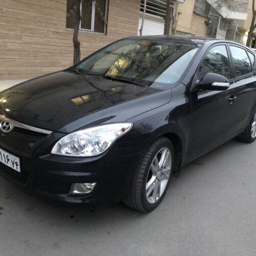 هیوندا i30