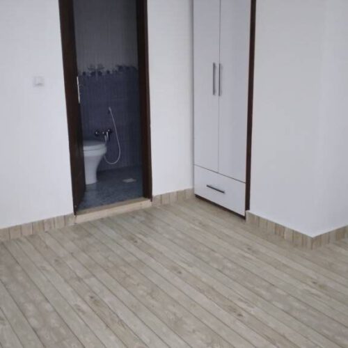 فروش آپارتمان 132 متر سه خوابه در معلم
