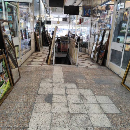 فروش ویژه پاساژ تجاری در سه طبقه