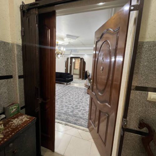 آپارتمان 95 متری تک واحدی 2 خوابه